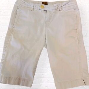 Women's Khaki Bermuda Shorts, 90s style